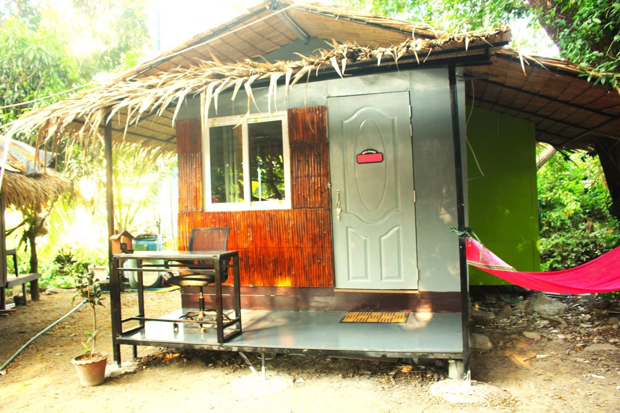 Do Dee Cafe 旅馆